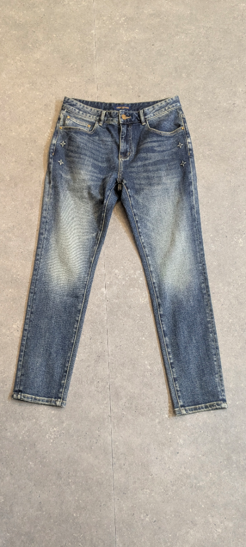 lV jeans