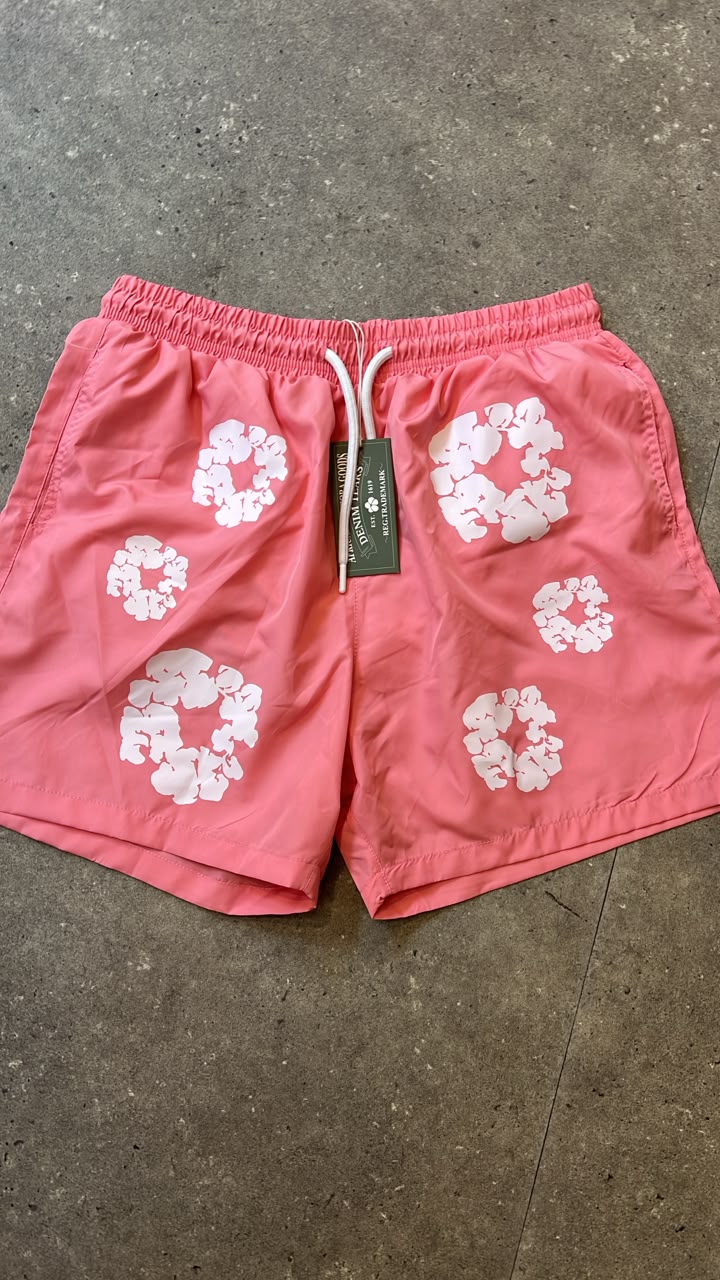 Shorts tears pink
