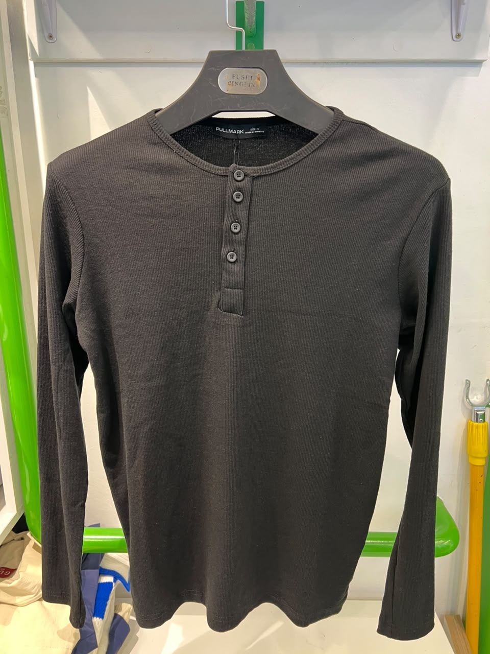 Henley shirt noir